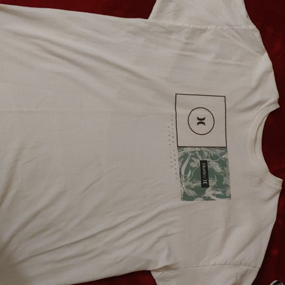 White Hurley T-shirt